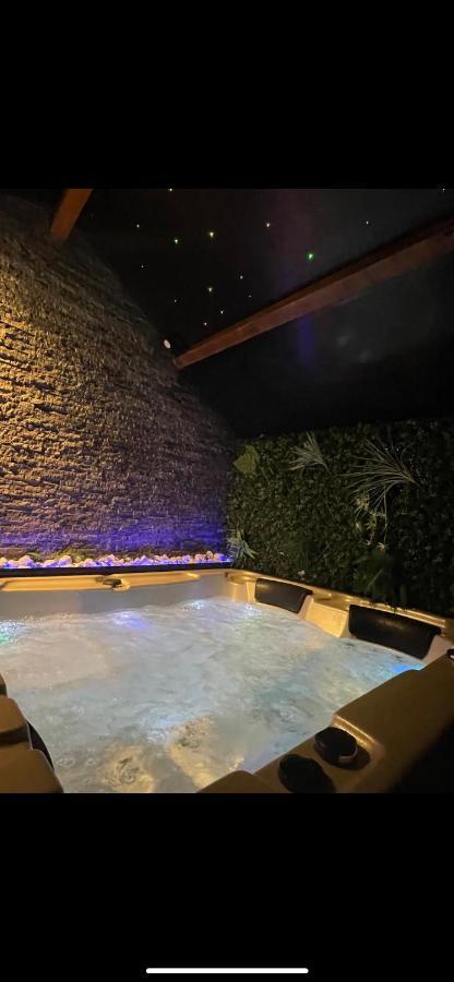 Spa&House91 Mennecy Kültér fotó